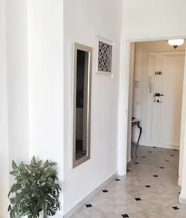 Bonito De Dos En El Centro Y Calle San Miguel *